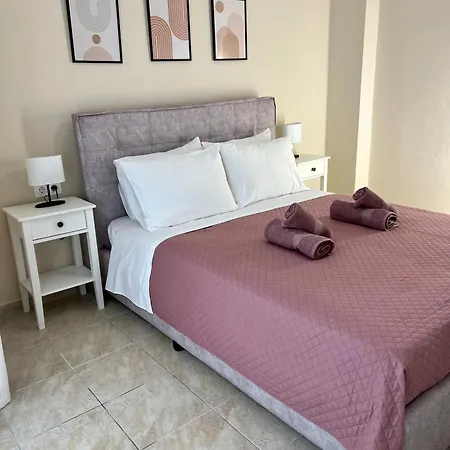 Karmas Garden Corfu * Κανάλι